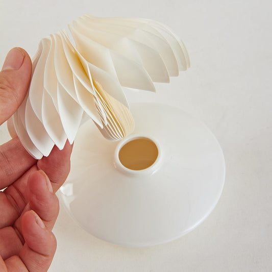 Round Honeycomb Paper Aroma Diffuser showing its structure and design details