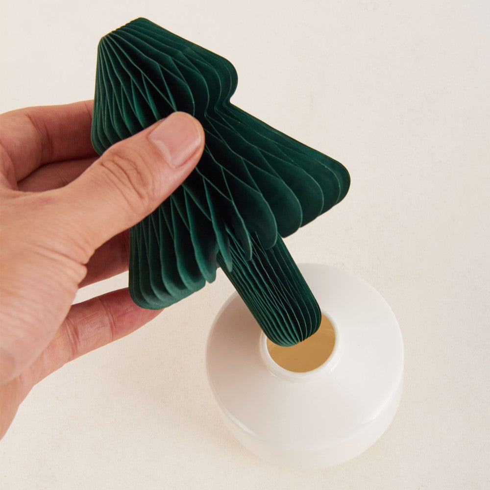 Tree-Shaped Honeycomb Paper Fragrance Diffuser showing its structure