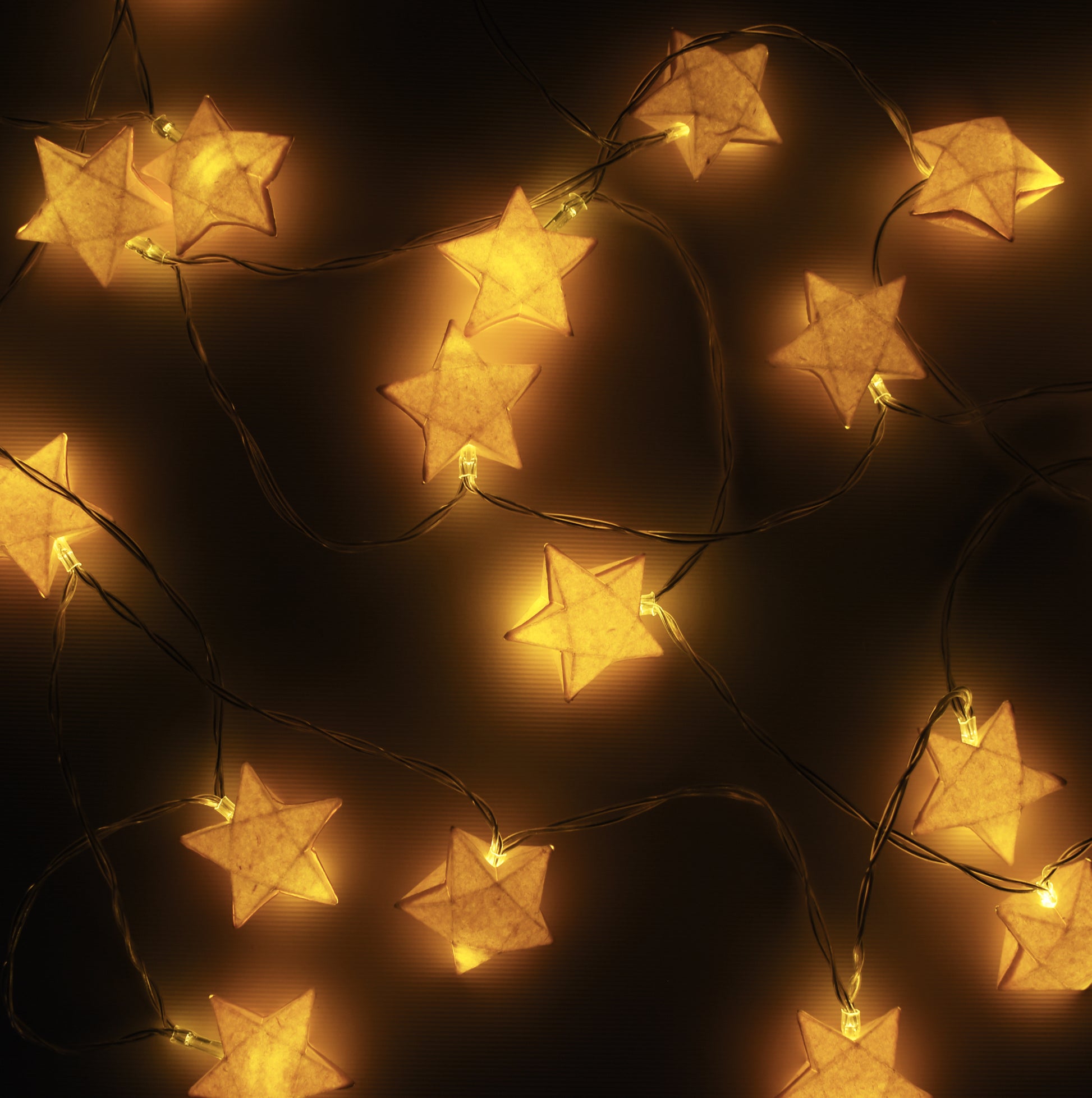 Yellow Origami Paper Star String Lights showing its structure