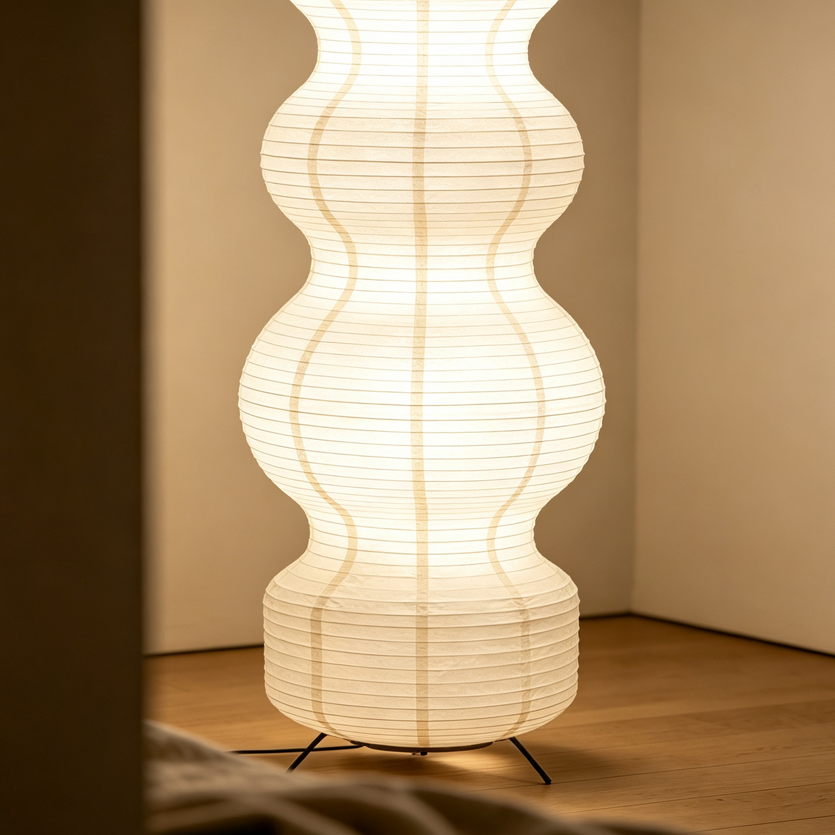 Tall Gourd-Shaped Rice Paper Floor Lamp showing its structure